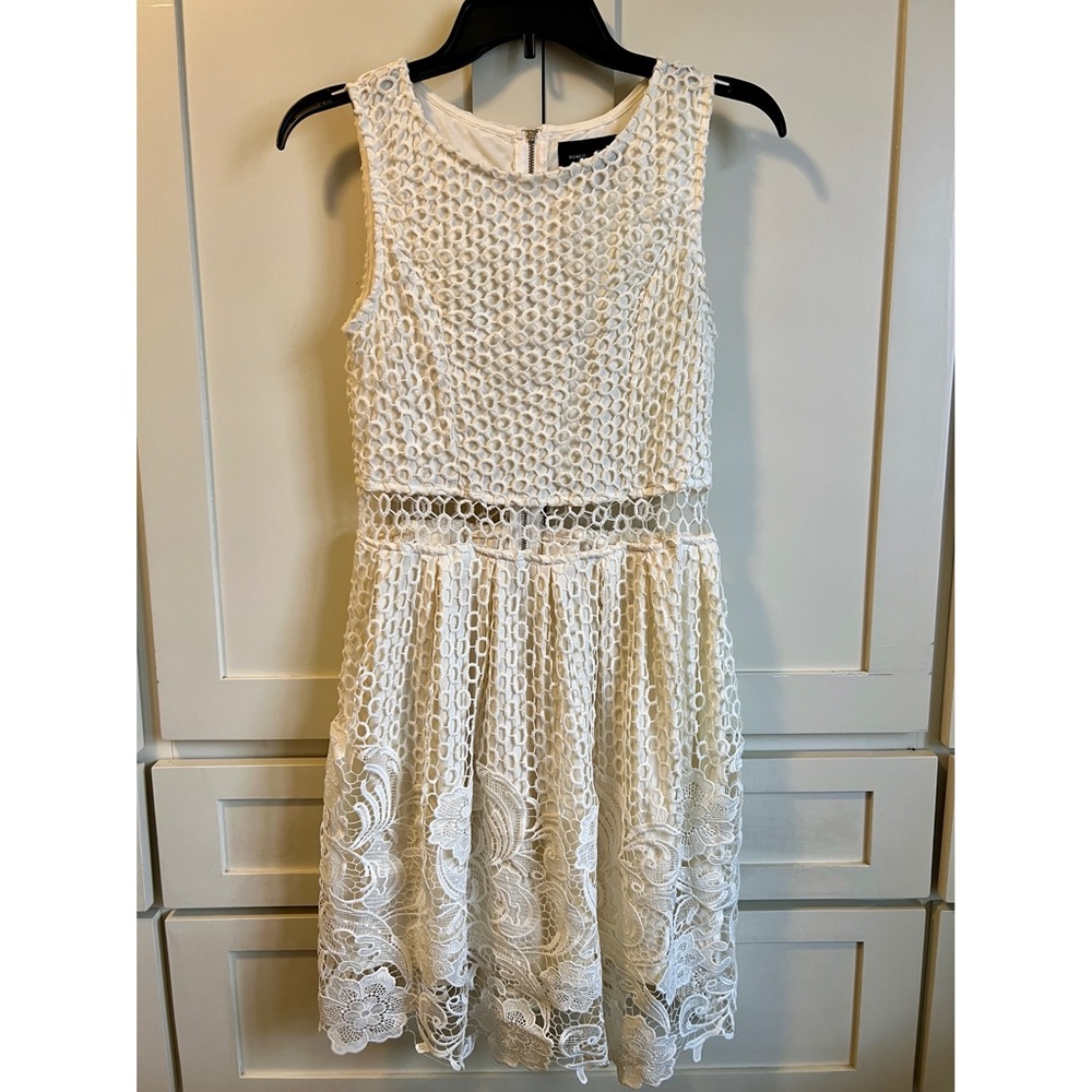 Romeo & Juliet Couture Ivory Lace Dress